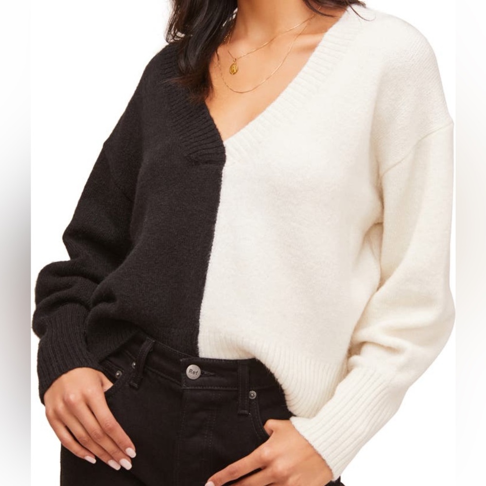 ASTR Tandem Two Tone Color Block Sweater